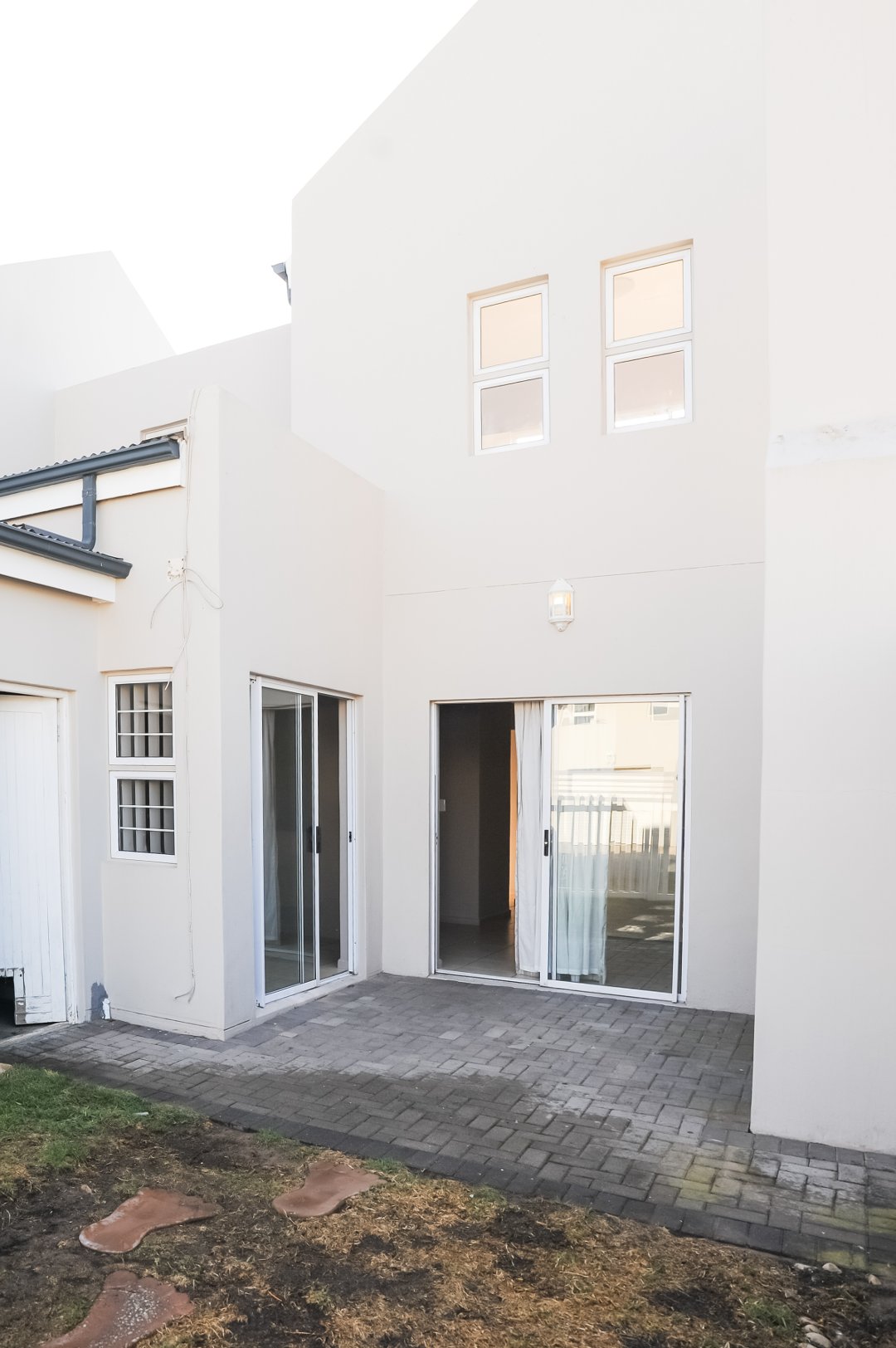 To Let 3 Bedroom Property for Rent in Country Club Western Cape